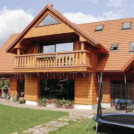 Eight-bedroom Holiday In * Partizanska lupca